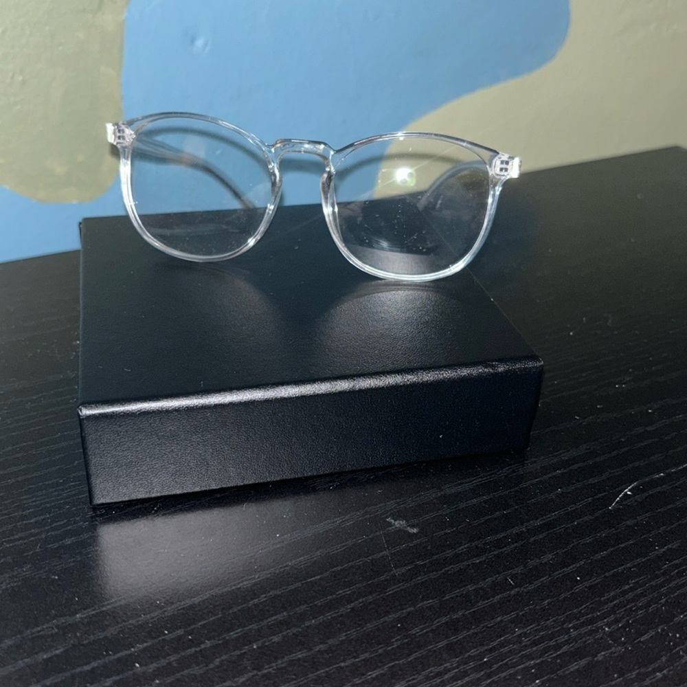 Blue light glasses